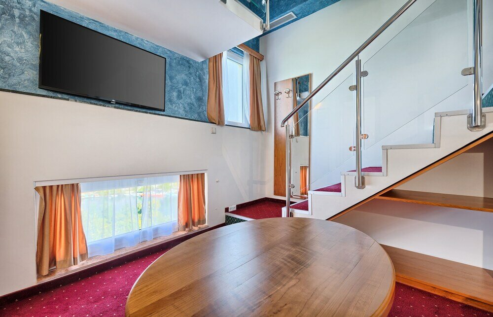 Фото Hotel Villa Dvor