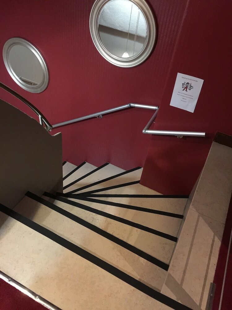 Фото Logis Hôtel du Midi - Saint Etienne Sud