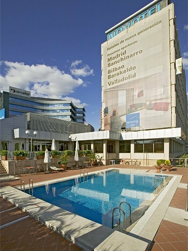 Фото Novotel Madrid Puente de La Paz