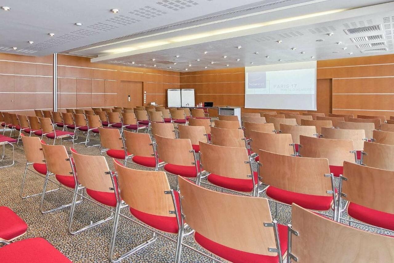 Фото Novotel Paris 17