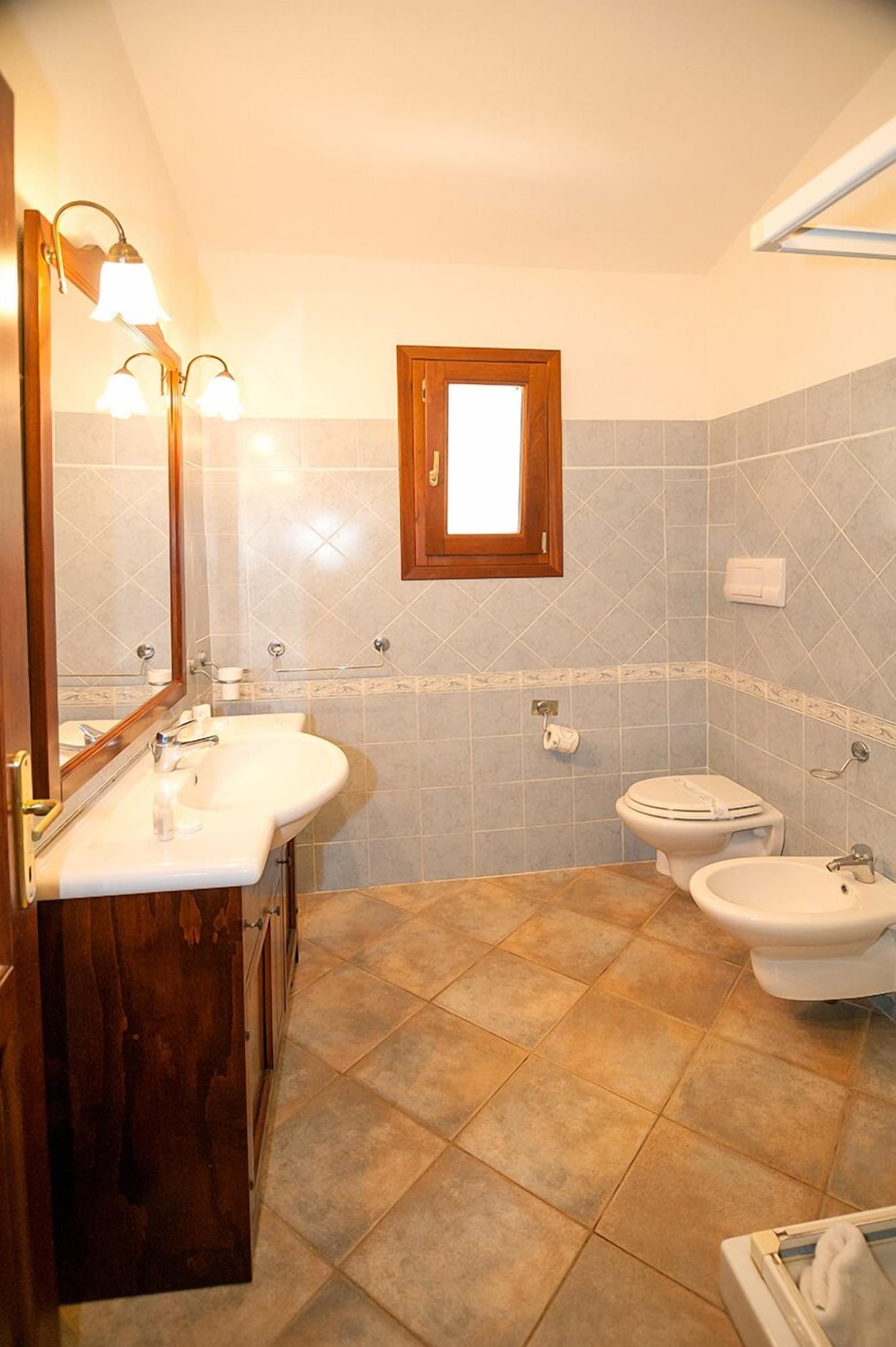 Фото Albergo Residenziale Li Troni