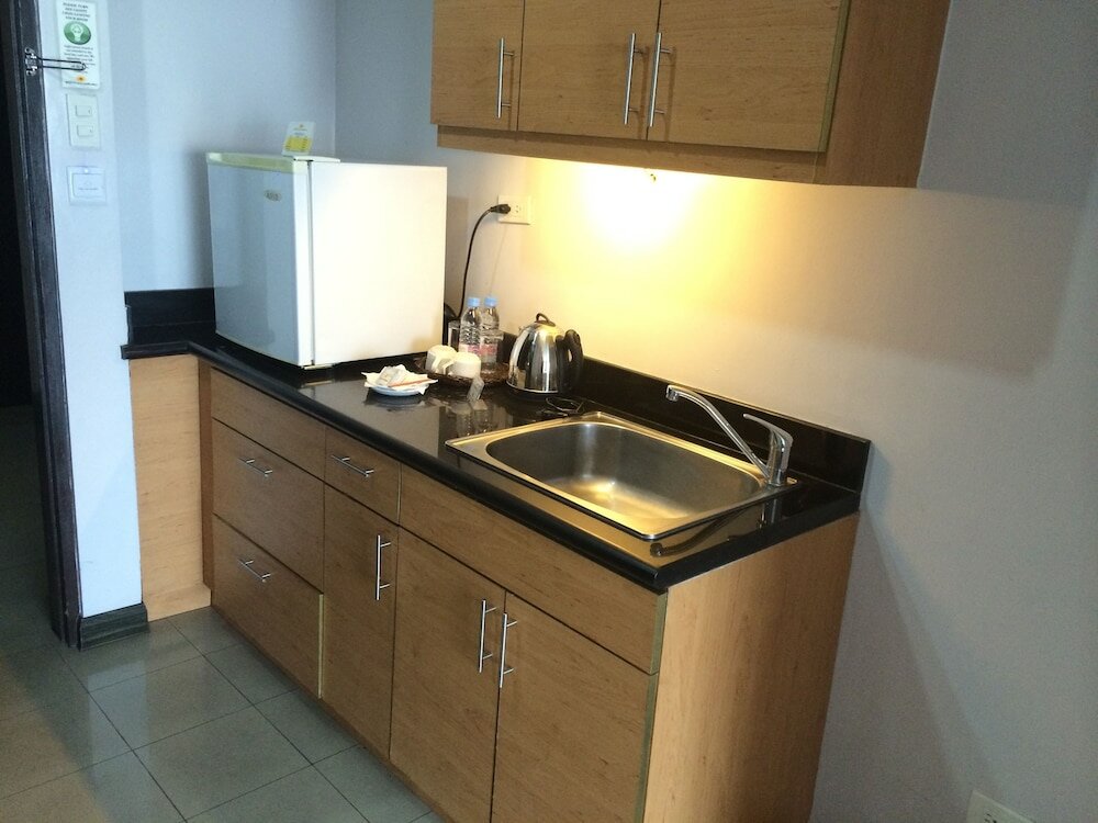 Фото Baguio Burnham Suites