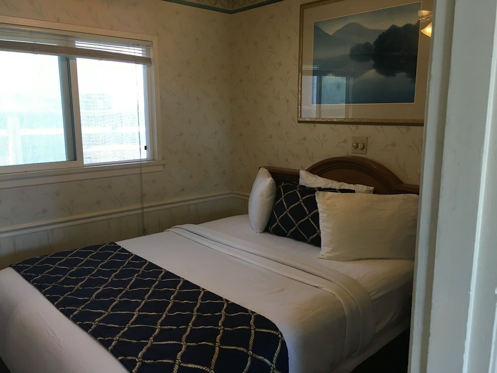 Фото The Palomar Inn