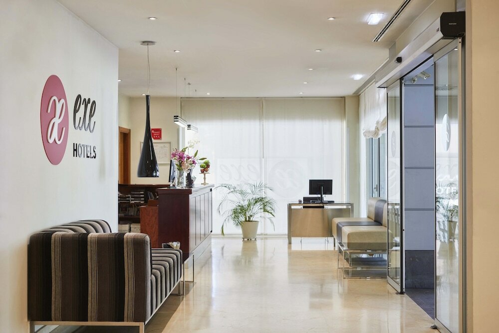 Фото Exe Plaza Delicias