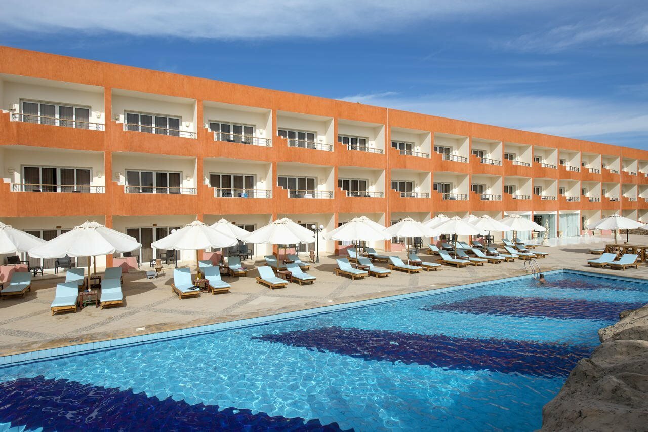 Фото Amwaj Oyoun Resort