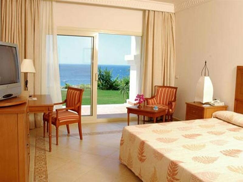 Фото Continental Plaza beach Resort