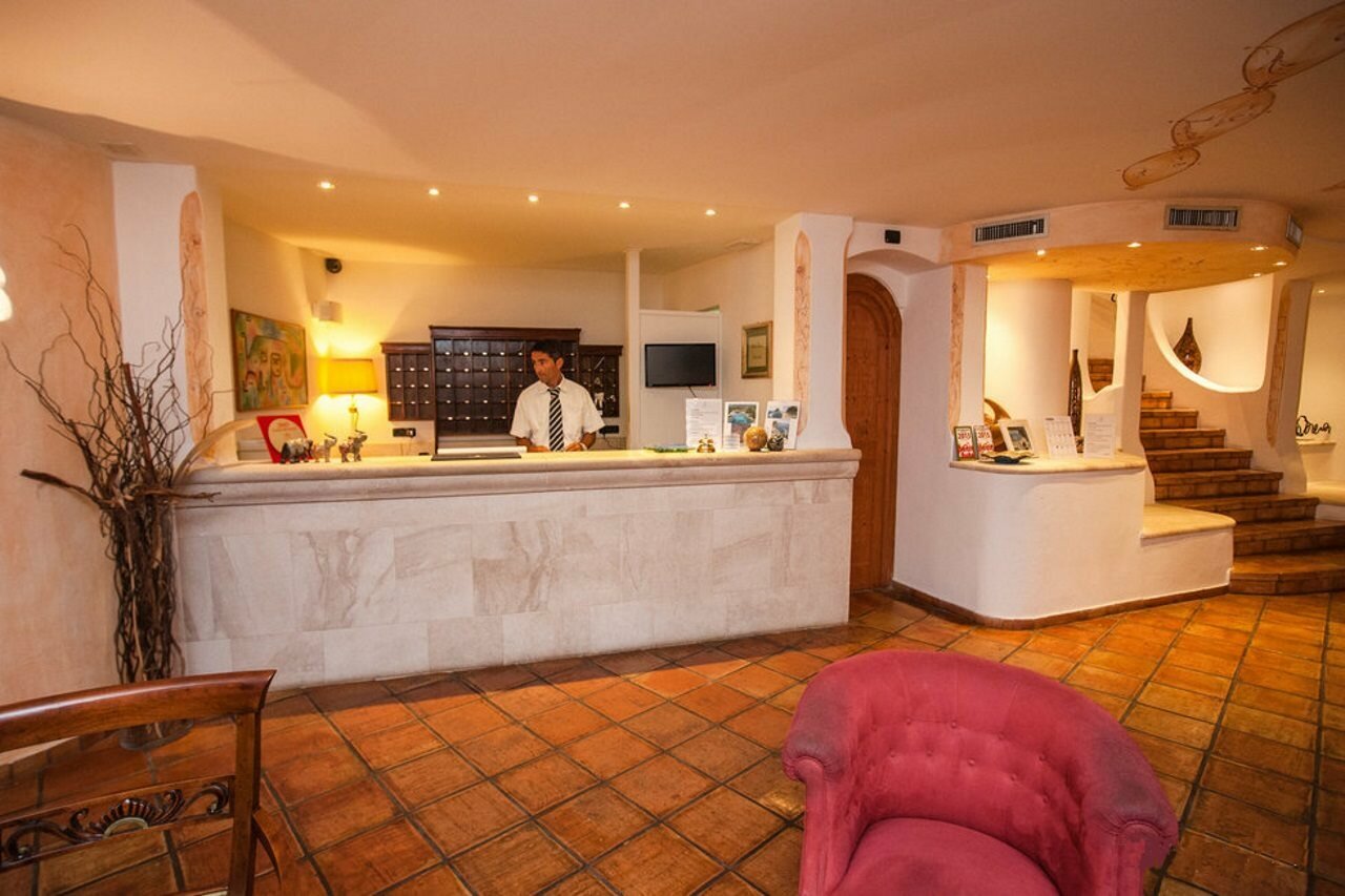 Фото отеля 2