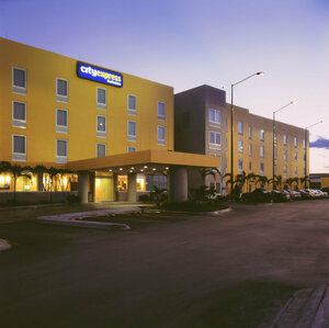 Гостиница City Express by Marriott Nuevo Laredo