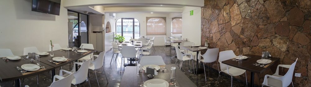 Фото Hotel La Riviera