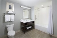 Фото Holiday Inn Express & Suites Oklahoma City Dwtn - Bricktown, an Ihg Hotel