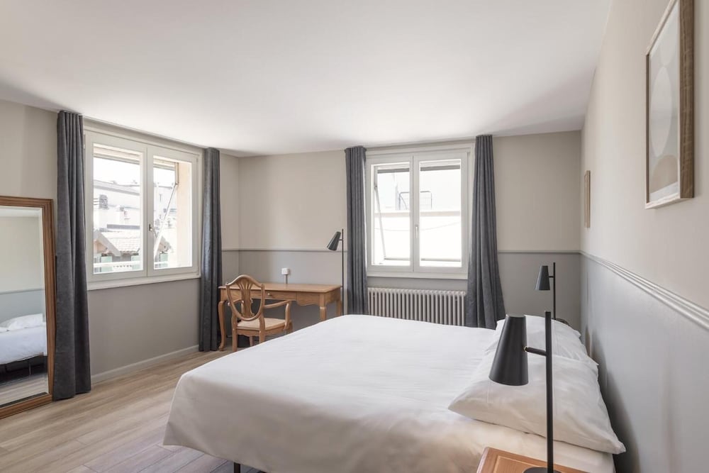 Фото Hôtel de la Couronne