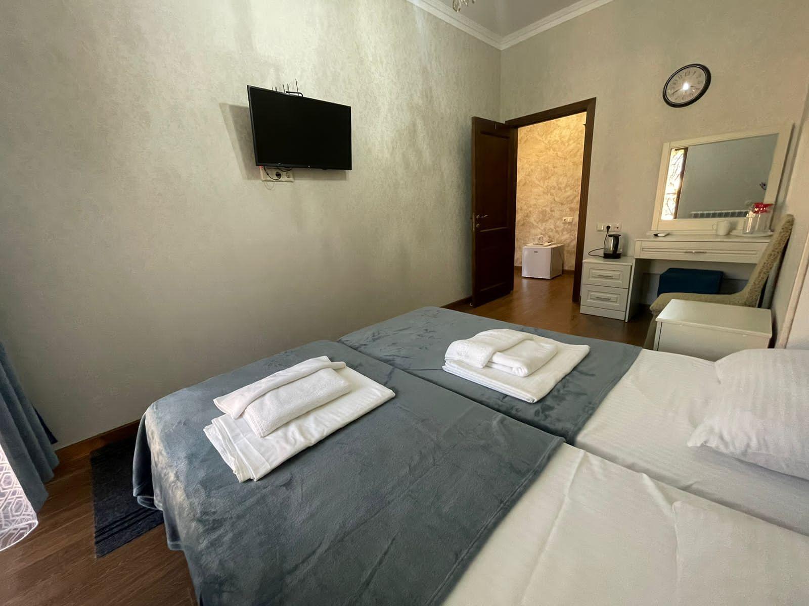 Фото Роза Кавказа