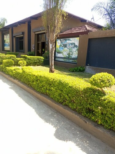 Гостиница Palm Kalash Hotel в Лусаке