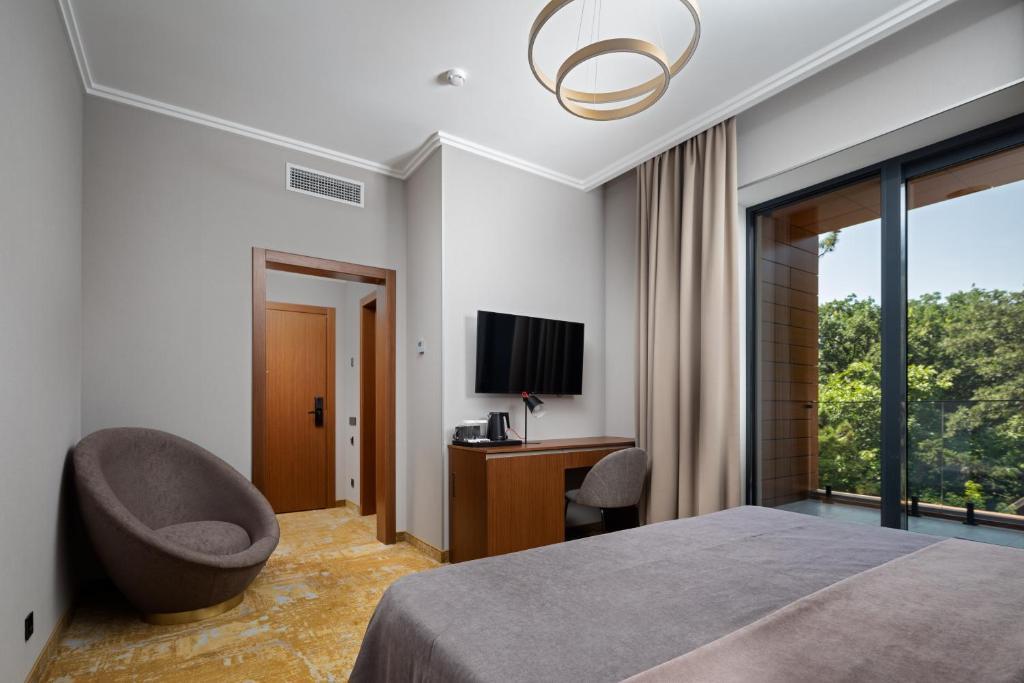 Фото Атмосфера