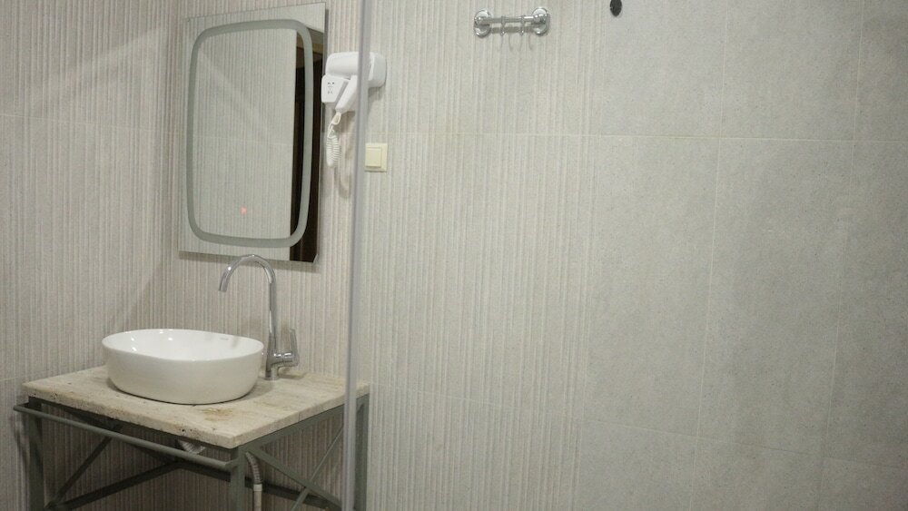 Фото 21 Rooms Hotel