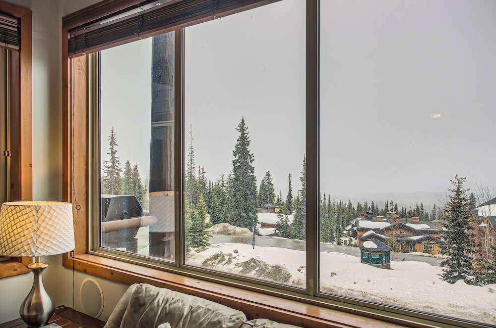 Фото Snowy Creek by Okanagan Premier