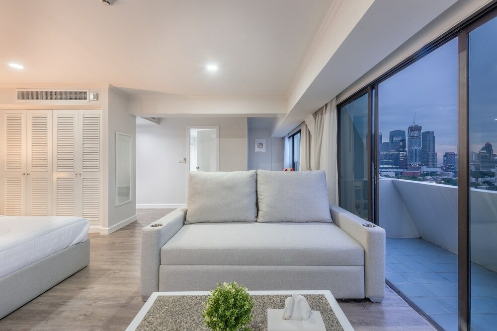 Фото Neom Town Residence