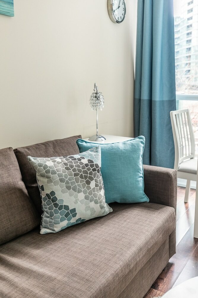 Фото Апарт-отель Globalstay Magnificent Toronto Condos