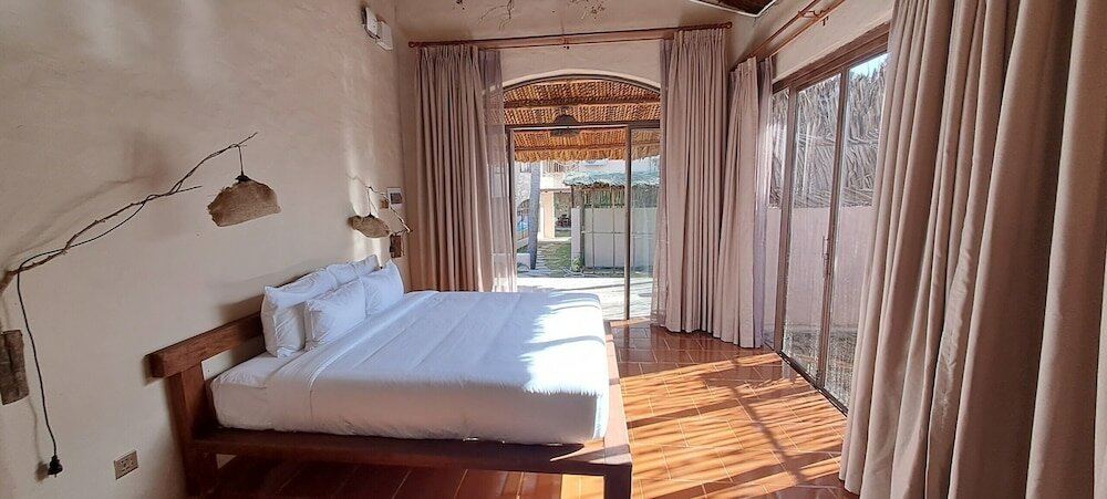 Фото Red Sands Pool Villa