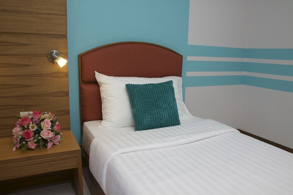 Фото We Briza Hotel Chiangmai