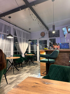 Тема Есть (derevnya Goluboye, 3А), cafe
