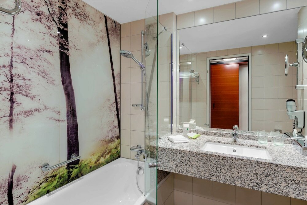 Фото Courtyard by Marriott Zurich North