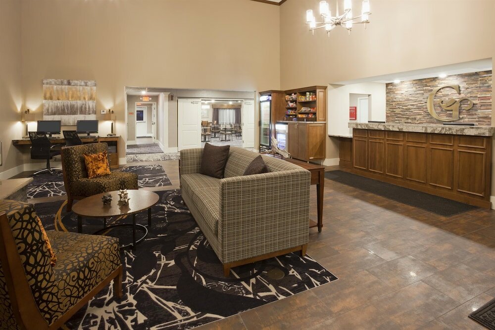 Фото Grandstay Hotel And Suites Morris