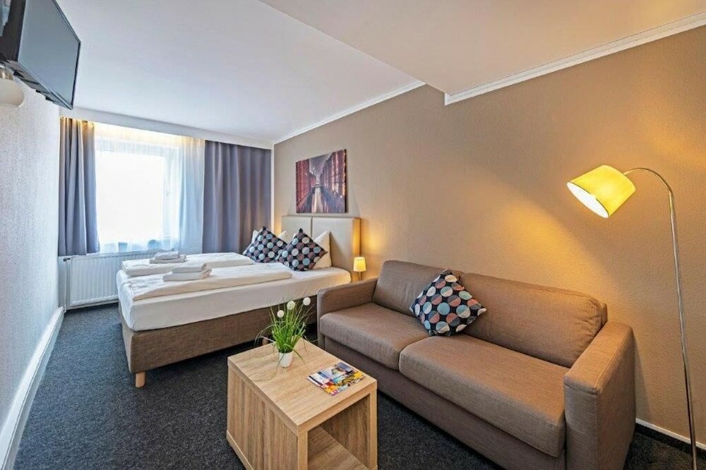 Фото Auto-Parkhotel