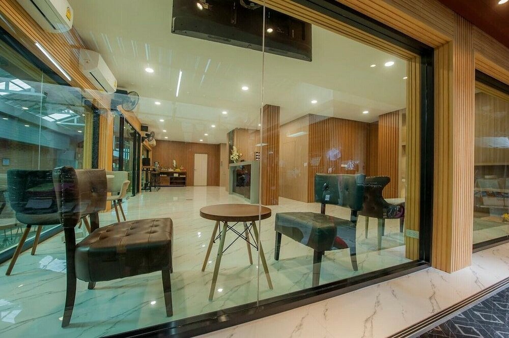 Фото The Moon Night Hotel