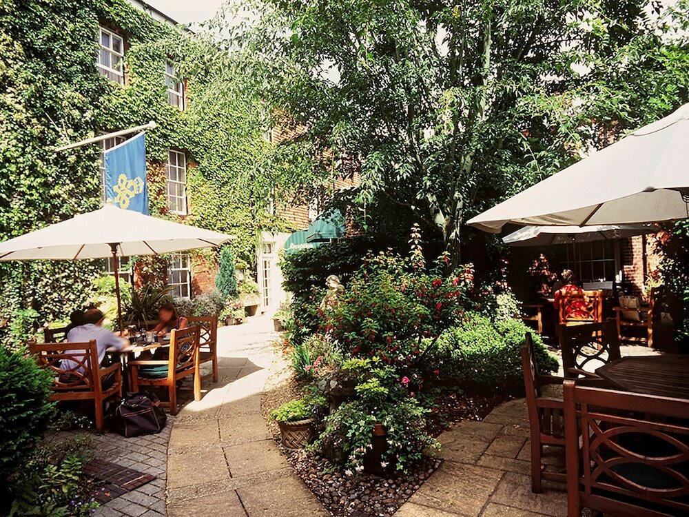 Фото Mercure Salisbury White Hart Hotel