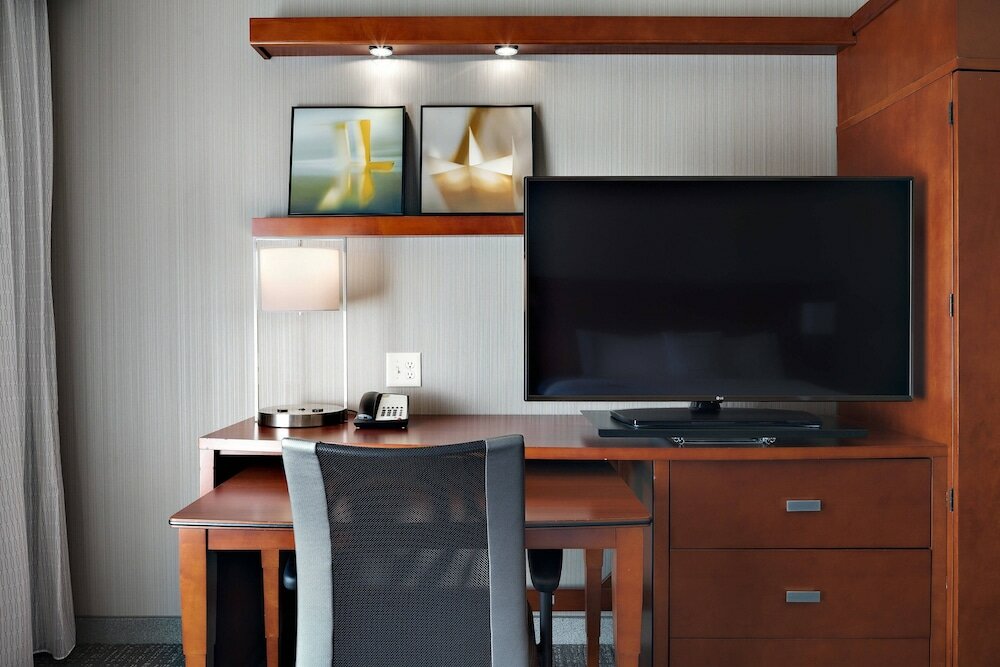 Фото 94998785144