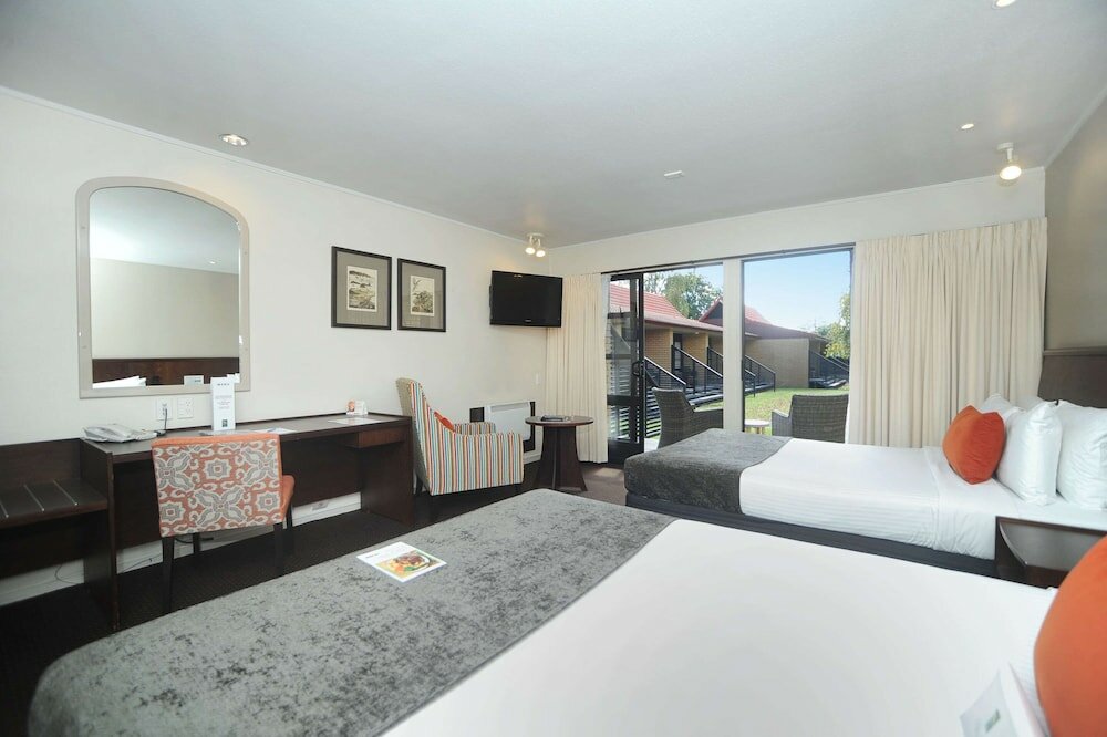 Фото Quality Hotel Lincoln Green