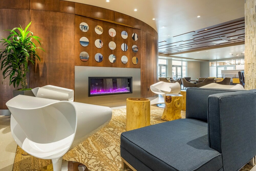 Фото Cambria Hotel Milwaukee Downtown