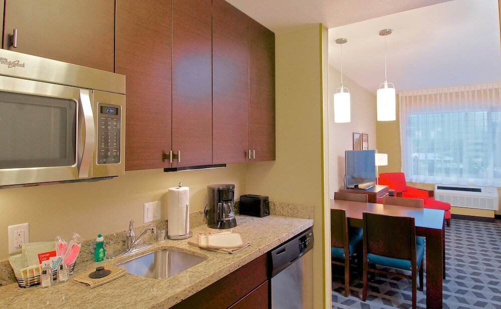 Фото Towneplace Suites Anchorage Midtown
