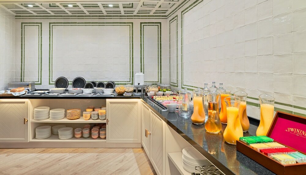 Фото H10 Montcada