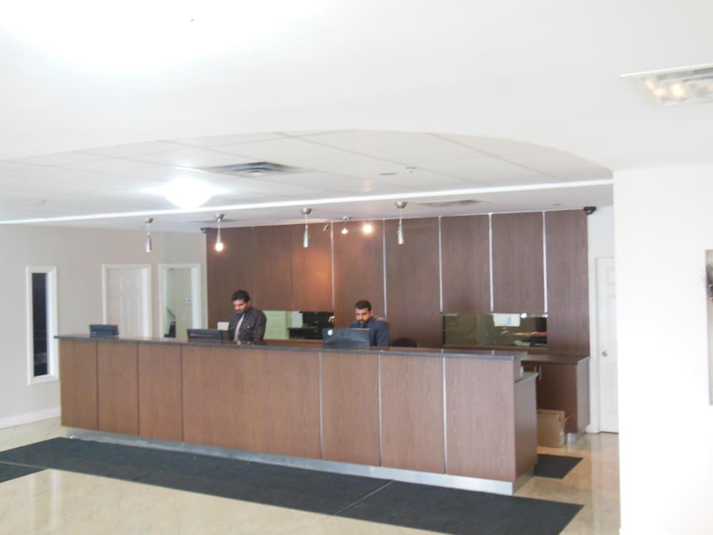 Фото Nu Hotel Toronto