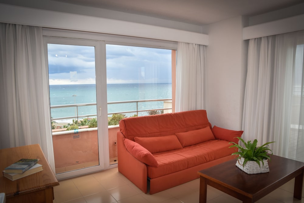 Фото Playacapricho Hotel