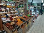 Восточные сладости (rabochiy posyolok Oktyabrskiy, ulitsa Lenina, 40А) ، المكسرات والوجبات الخفيفة والفواكه المجففة