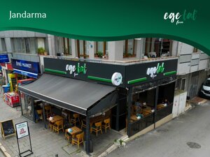 Ege Taste Bakery (İzmir, Konak, Anafartalar Cad., 779), cafe