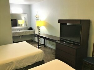 Гостиница Hwy 59 Motel Laredo Medical Center