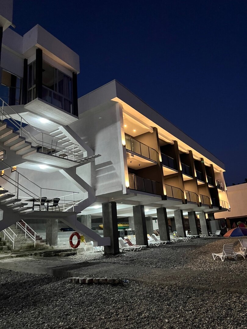 Фото Art More Hotel