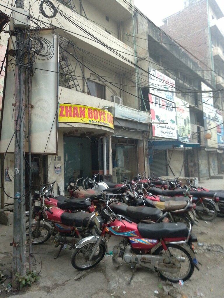 Electronics store Nasir Electronics & Repairing Center, Lahore, photo