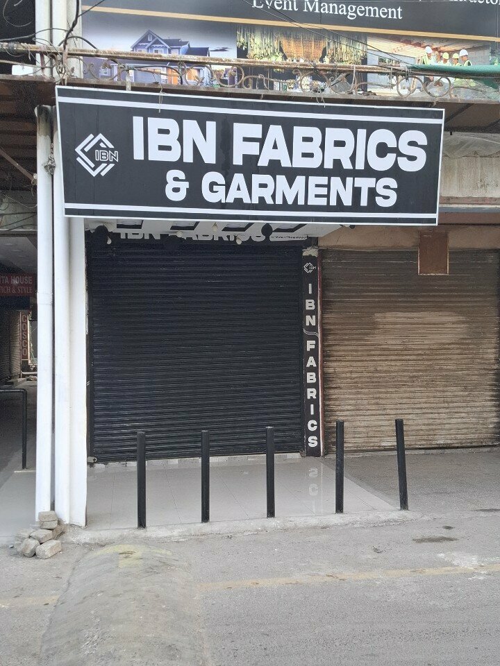 Clothing store Ibn Fabrics And Garments, Lahore, photo