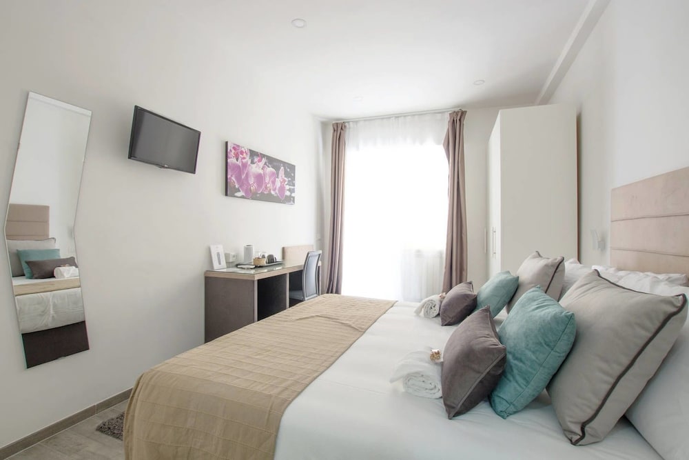 Фото 247 LuxuryRooms