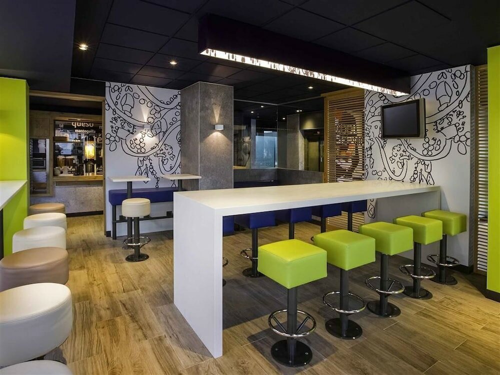 Фото Ibis Budget Madrid Calle Alcalá