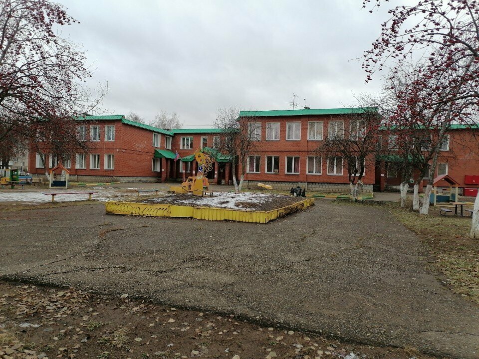 Kindergarten, nursery Detsky sad Ladushki, Nephtekamsk, photo
