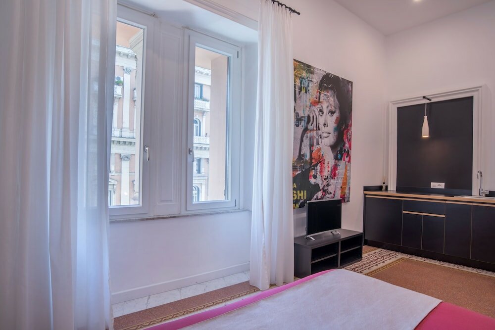 Фото Napoliamo Guest House