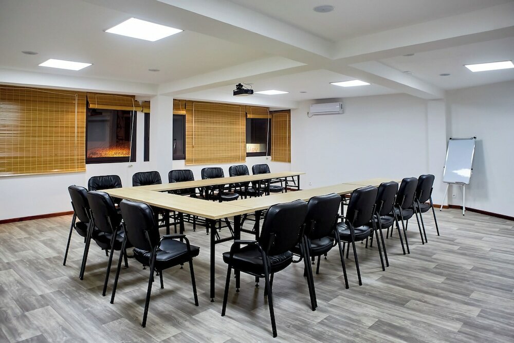 Фото Anjary Hôtel