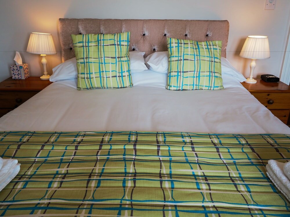 Фото By The Sea Bed and Breakfast