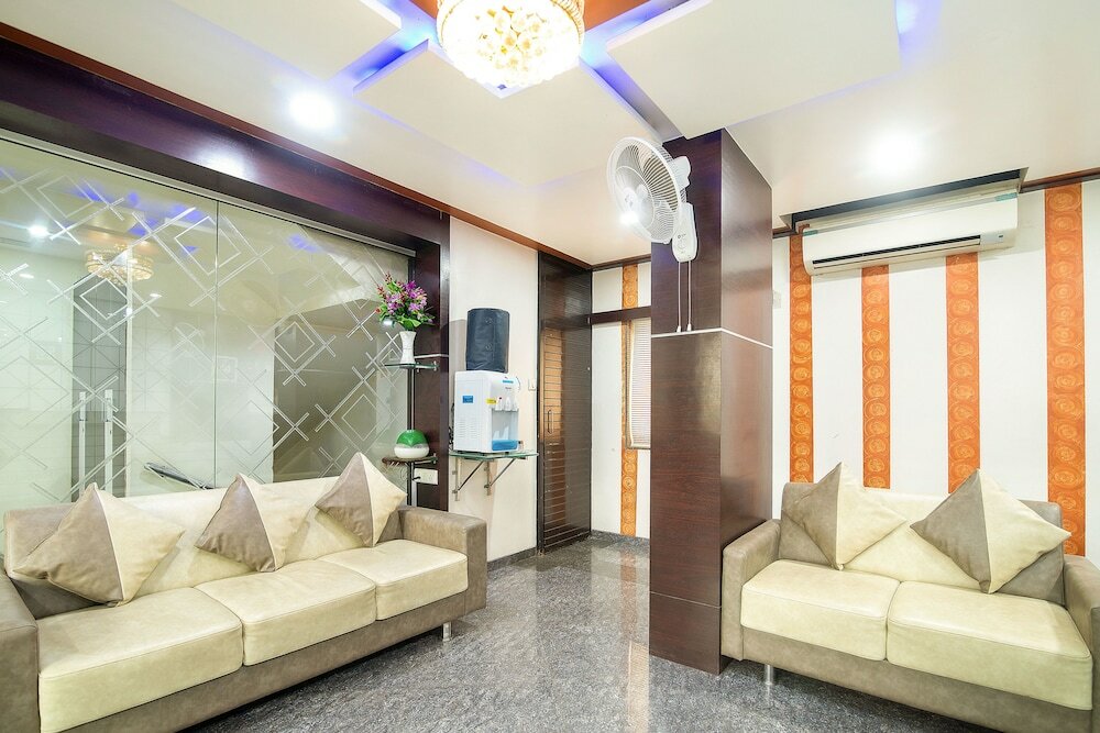 Фото Hotel Satkar